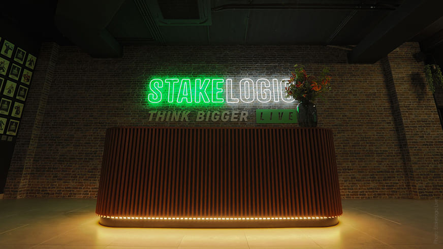 Stakelogic Live Unveils New Live Dealer Studio & New Website